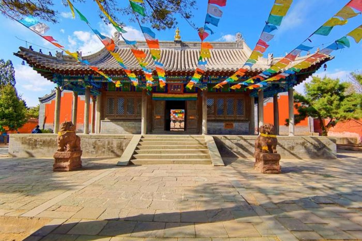 Three Great Temples of Kulun